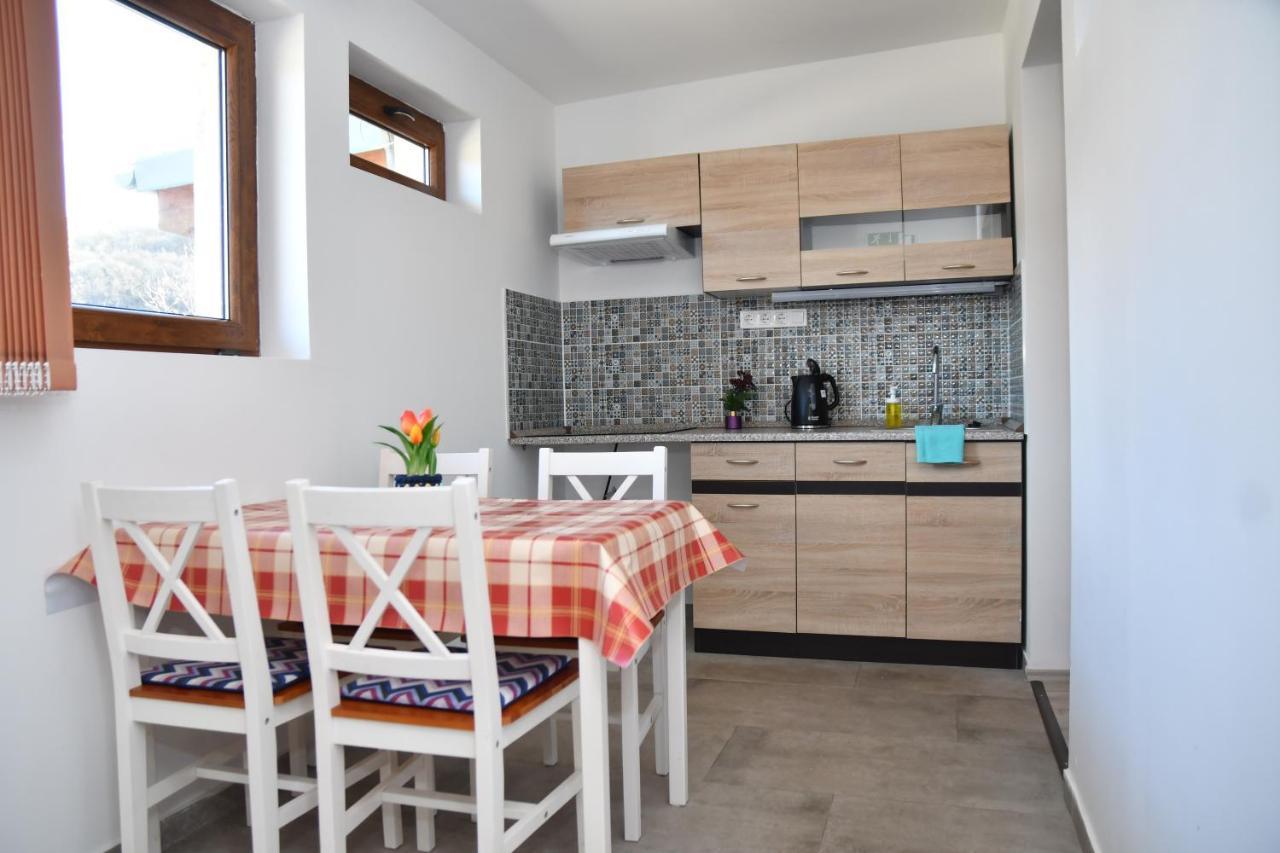 Foeveny Apartmanok Balatonfůzfő Eksteriør billede