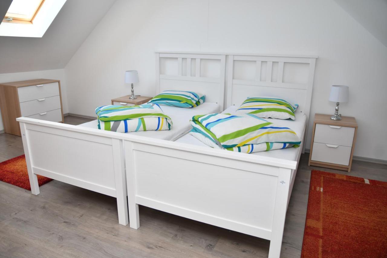 Foeveny Apartmanok Balatonfůzfő Eksteriør billede